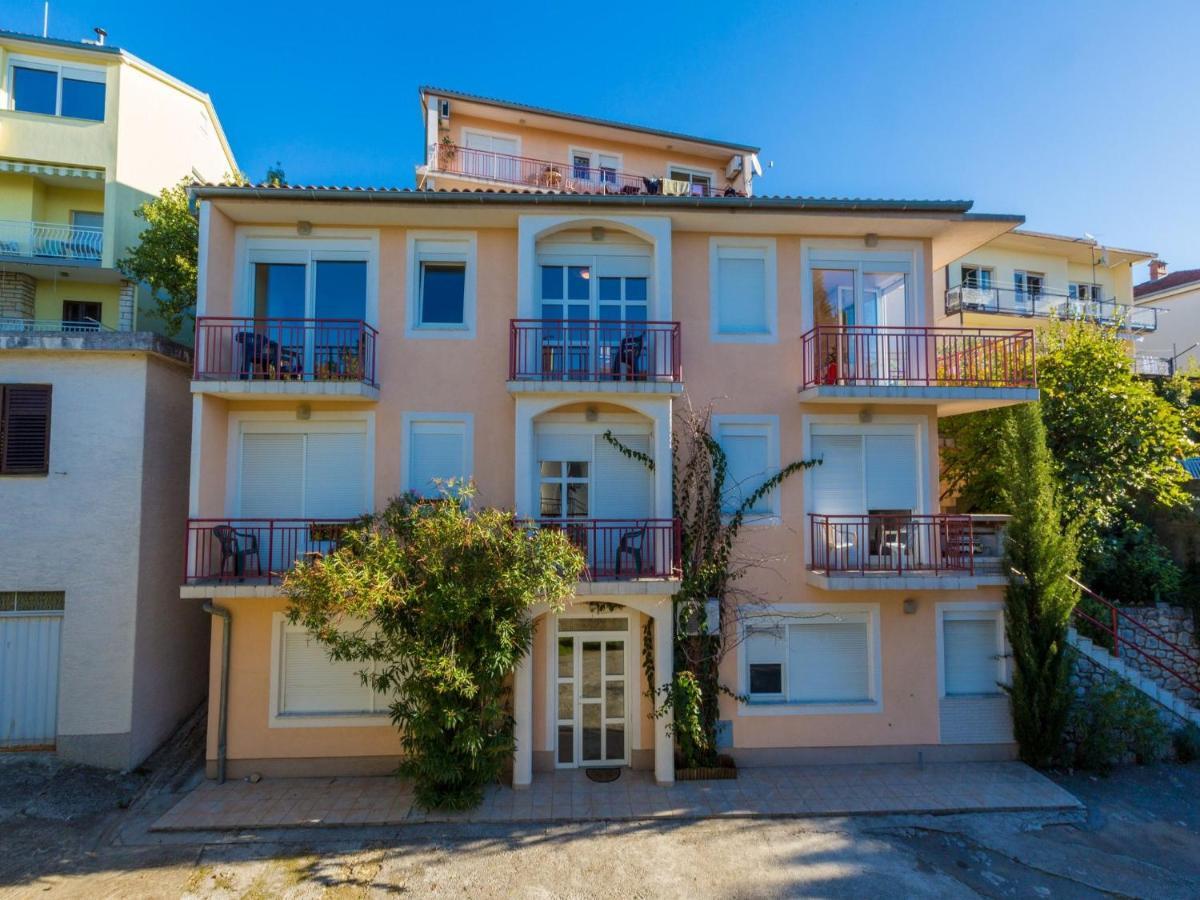 Apartman Ani *