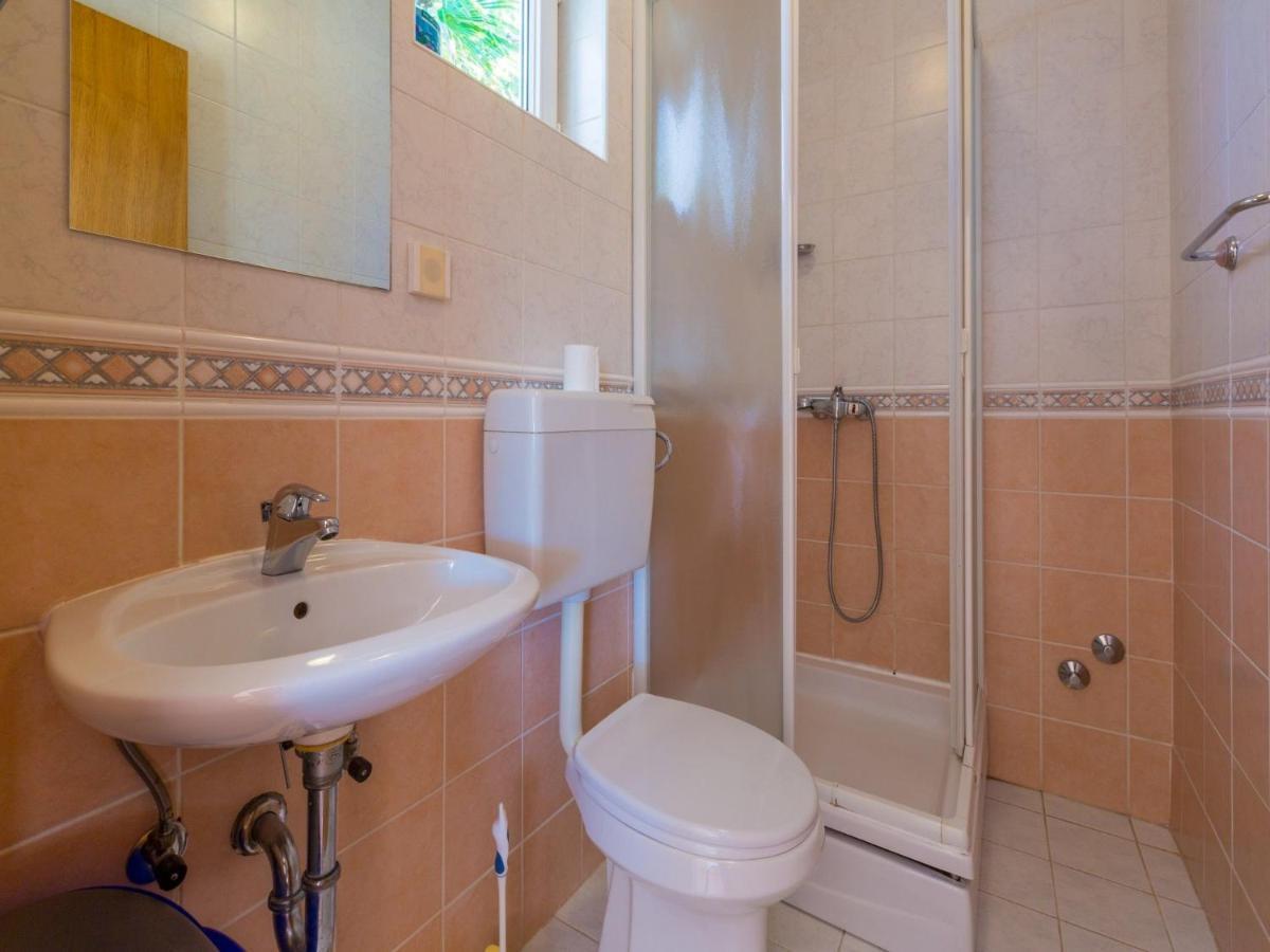 Apartman Ani *