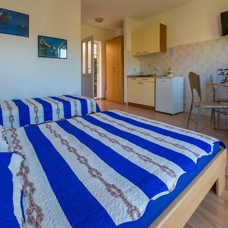 Apartments Ani Crikvenica Exterior photo