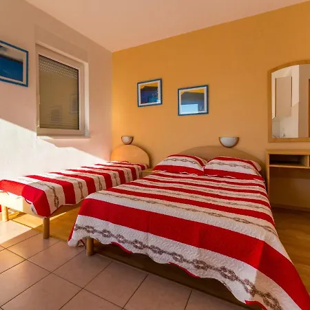 Apartments Ani Crikvenica Exterior photo